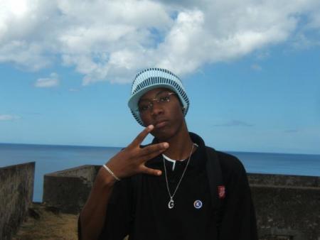 gaston(invité2 a la  c2m prod)